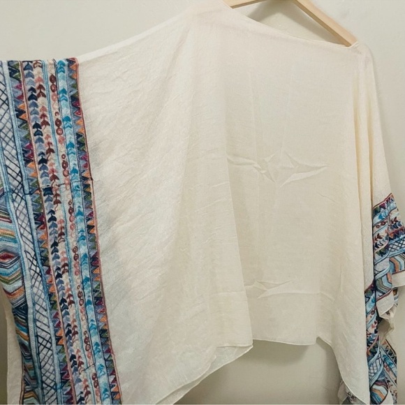 BOHO Poncho Embroidered Wide Sleeve Various Colors! - Picture 2 of 4